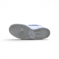 NIKE SB × Supreme Dunk Low OG QS White / Metallic Silver 27.5cm|OKUBO MEGANE