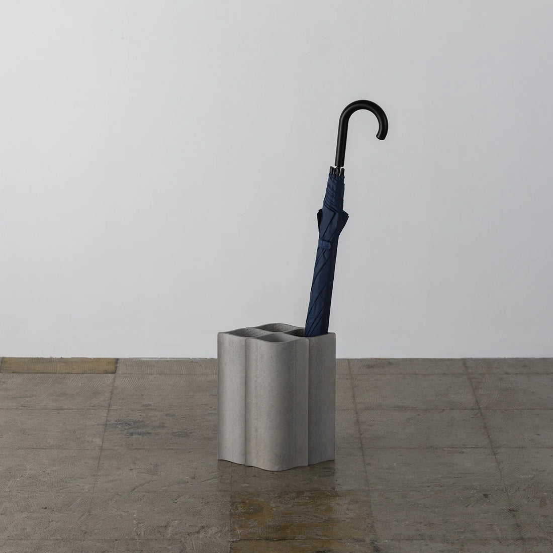 LWP×JIN KURAMOTO Slate Umbrella Stand