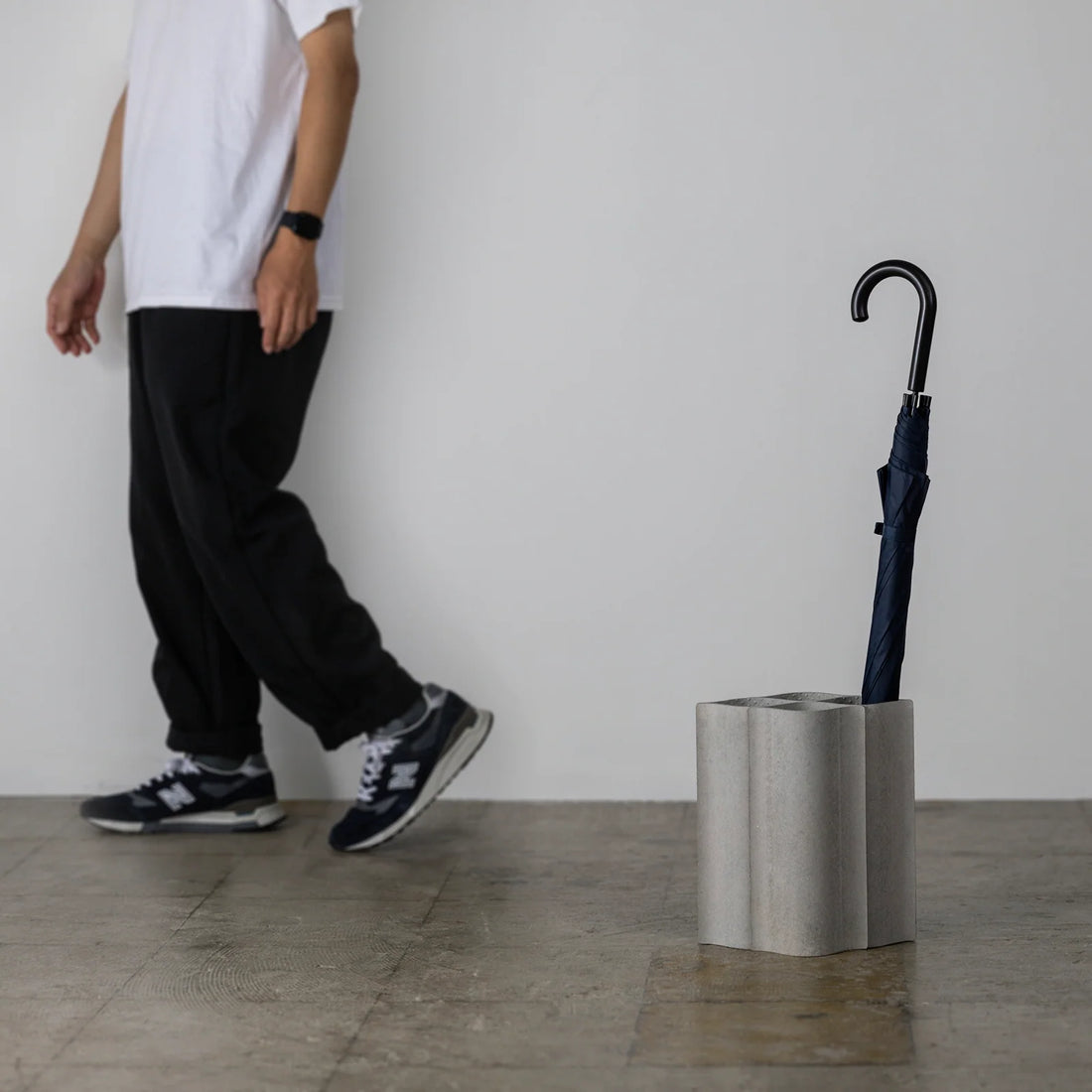 LWP×JIN KURAMOTO Slate Umbrella Stand