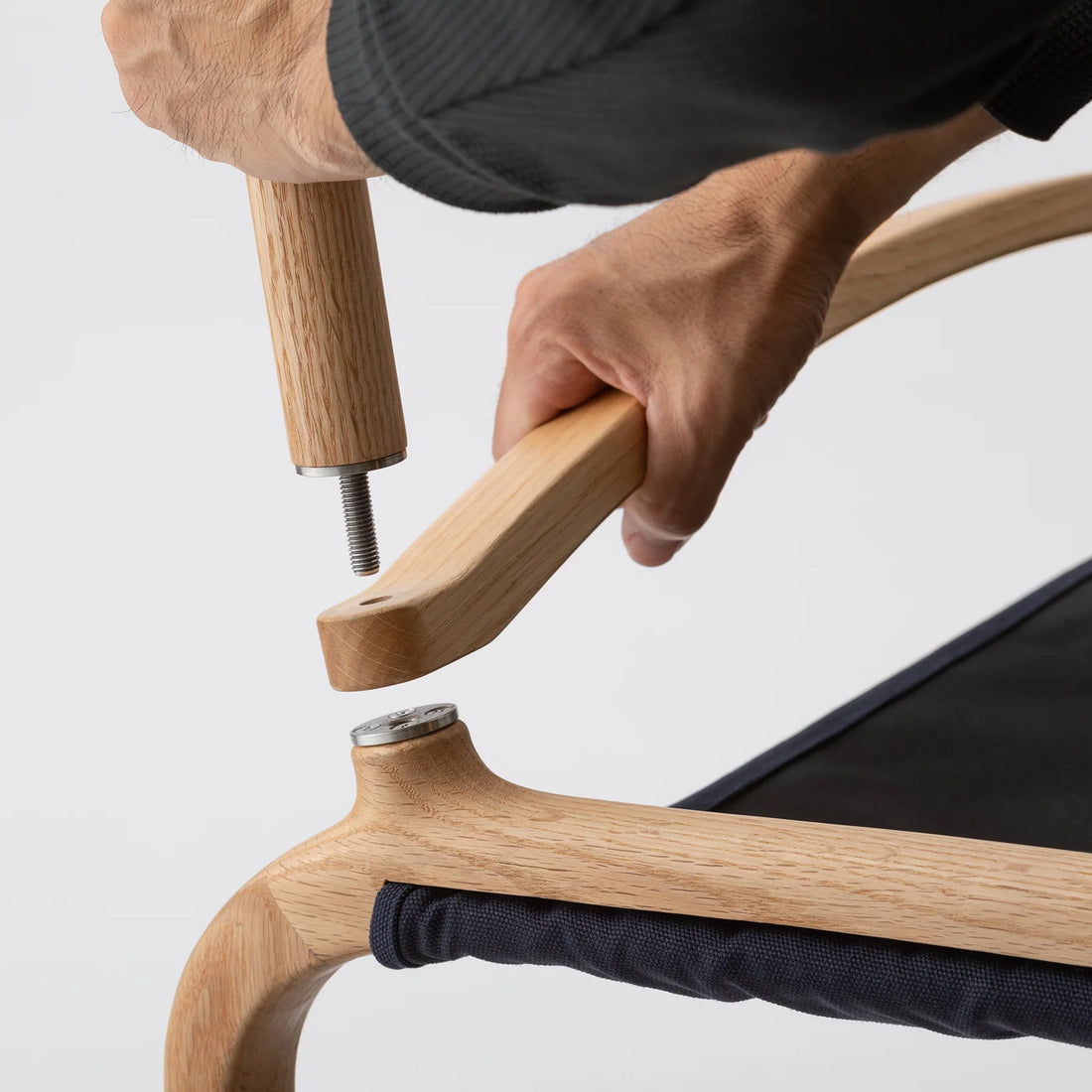 LWP006 Grand Chair