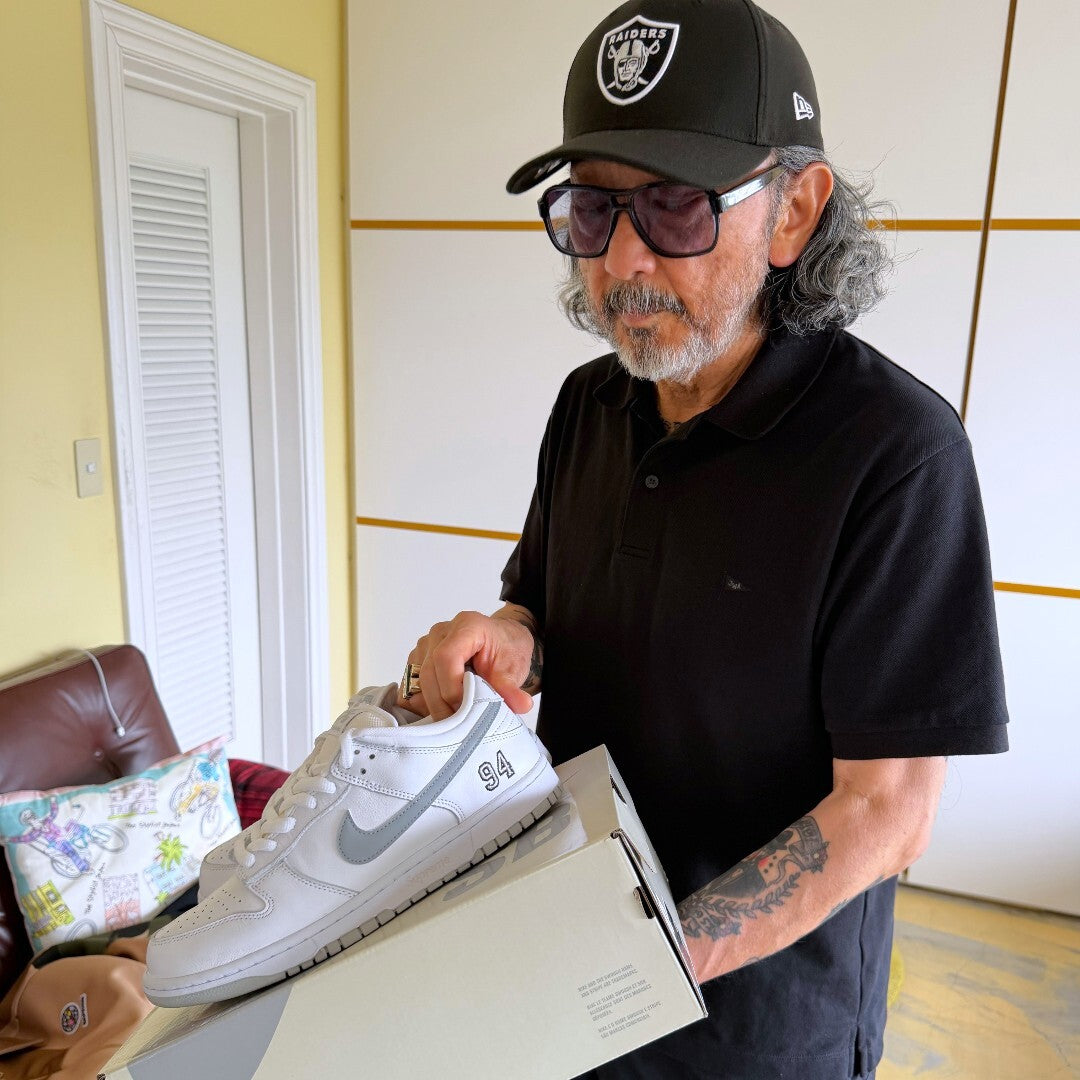 NIKE SB × Supreme Dunk Low OG QS White / Metallic Silver 27.5cm｜OKUBO MEGANE