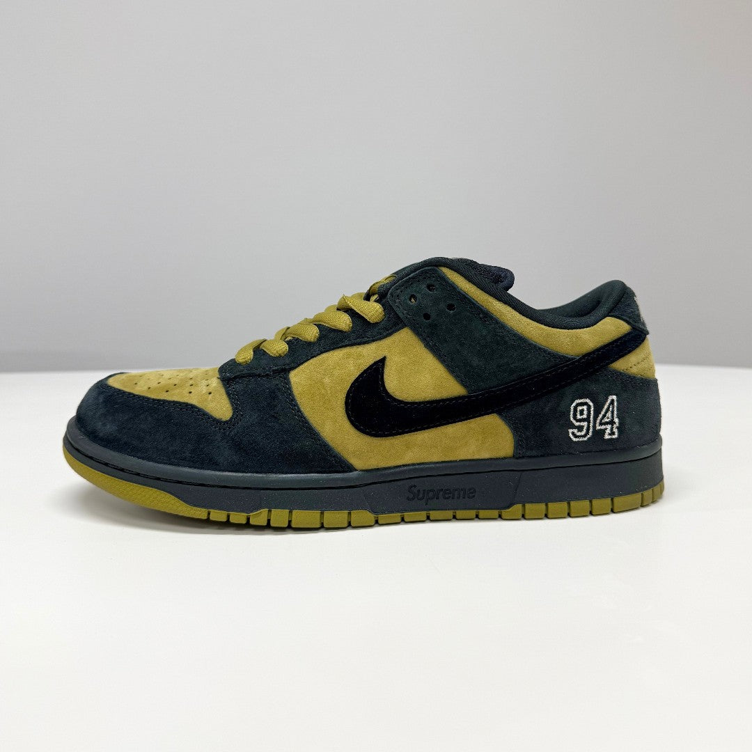 Supreme × Nike SB Dunk Low OG QS “Camper Green” 27.5cm｜OKUBO MEGANE