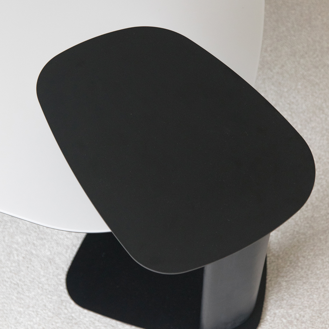 【展示現品】BOULDER SIDE TABLE