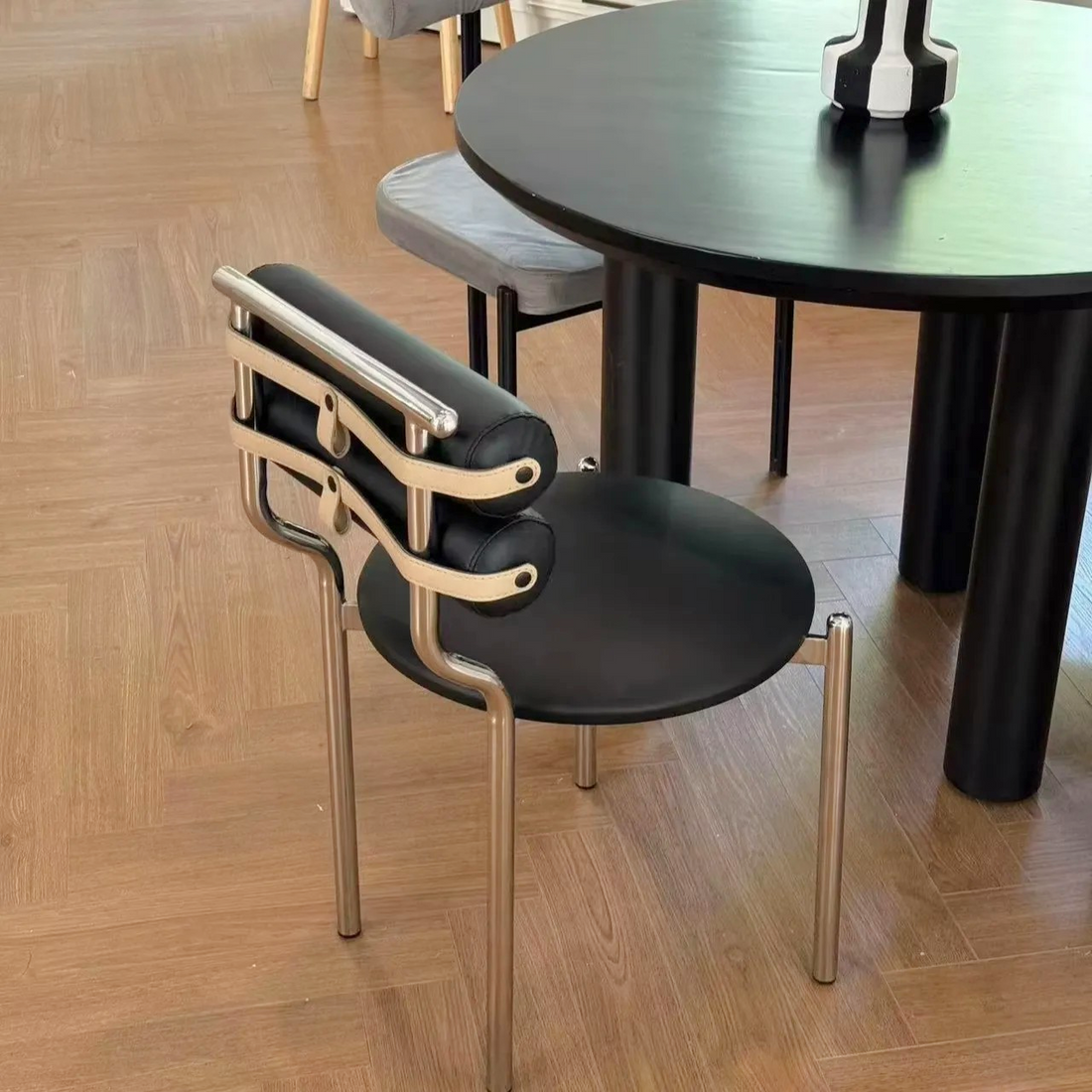 LAPAN CHAIR STAINLESS