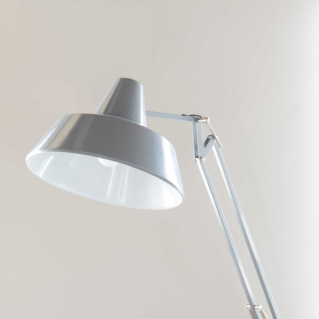 MARTTI FLOOR LAMP