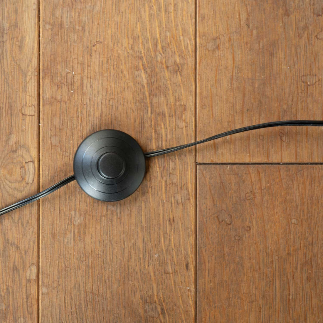 MARTTI FLOOR LAMP