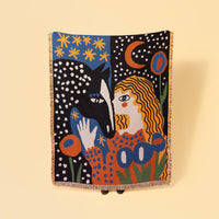 Alma Throw