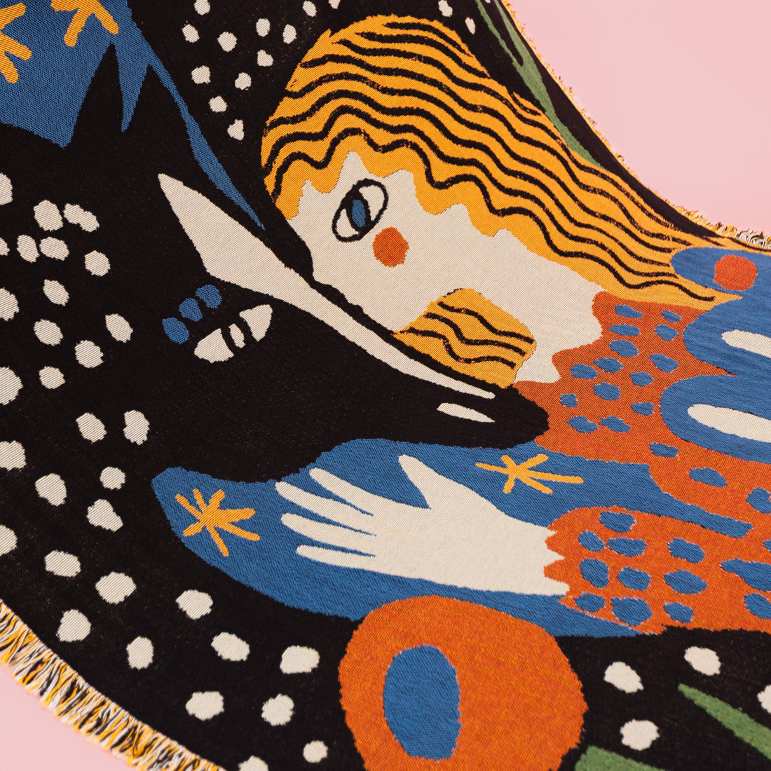Alma Throw