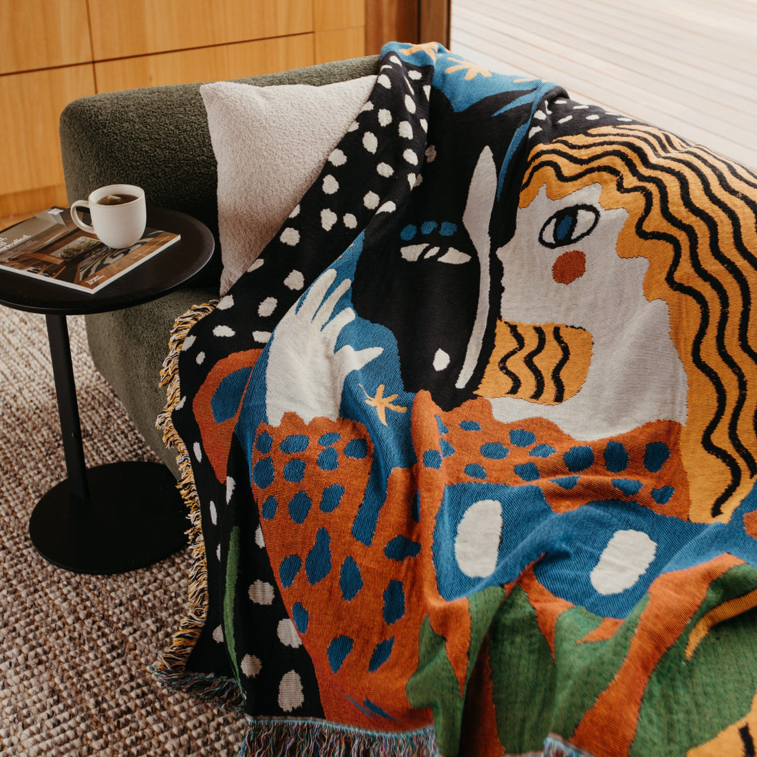 Alma Throw