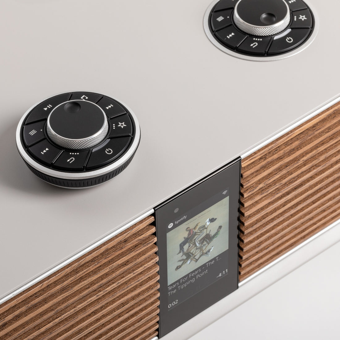 R810 High Fidelity Radiogram