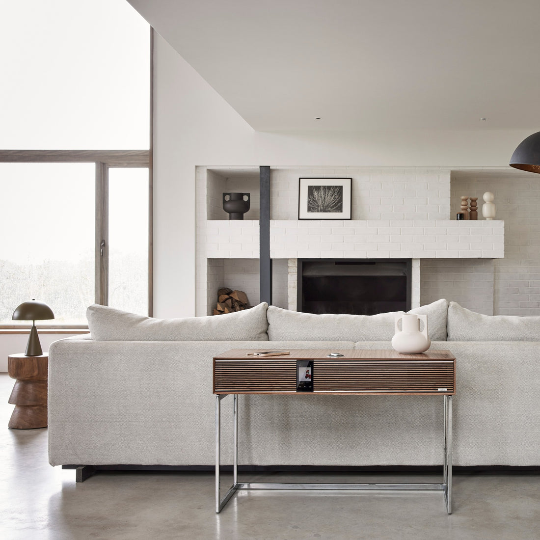 R810 High Fidelity Radiogram
