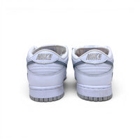 NIKE SB × Supreme Dunk Low OG QS White / Metallic Silver 27.5cm｜OKUBO MEGANE
