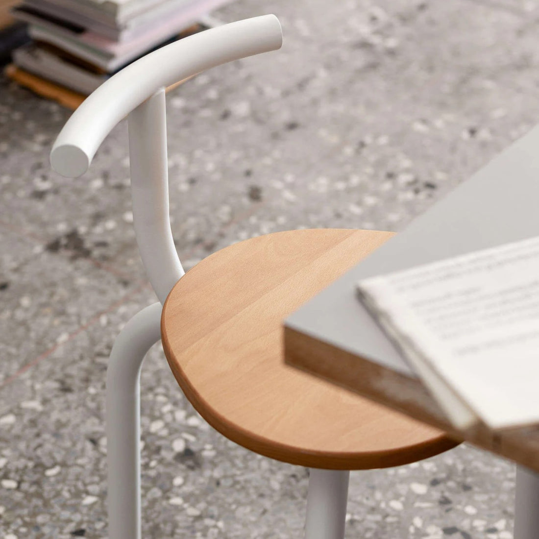 Ogle Chair White　