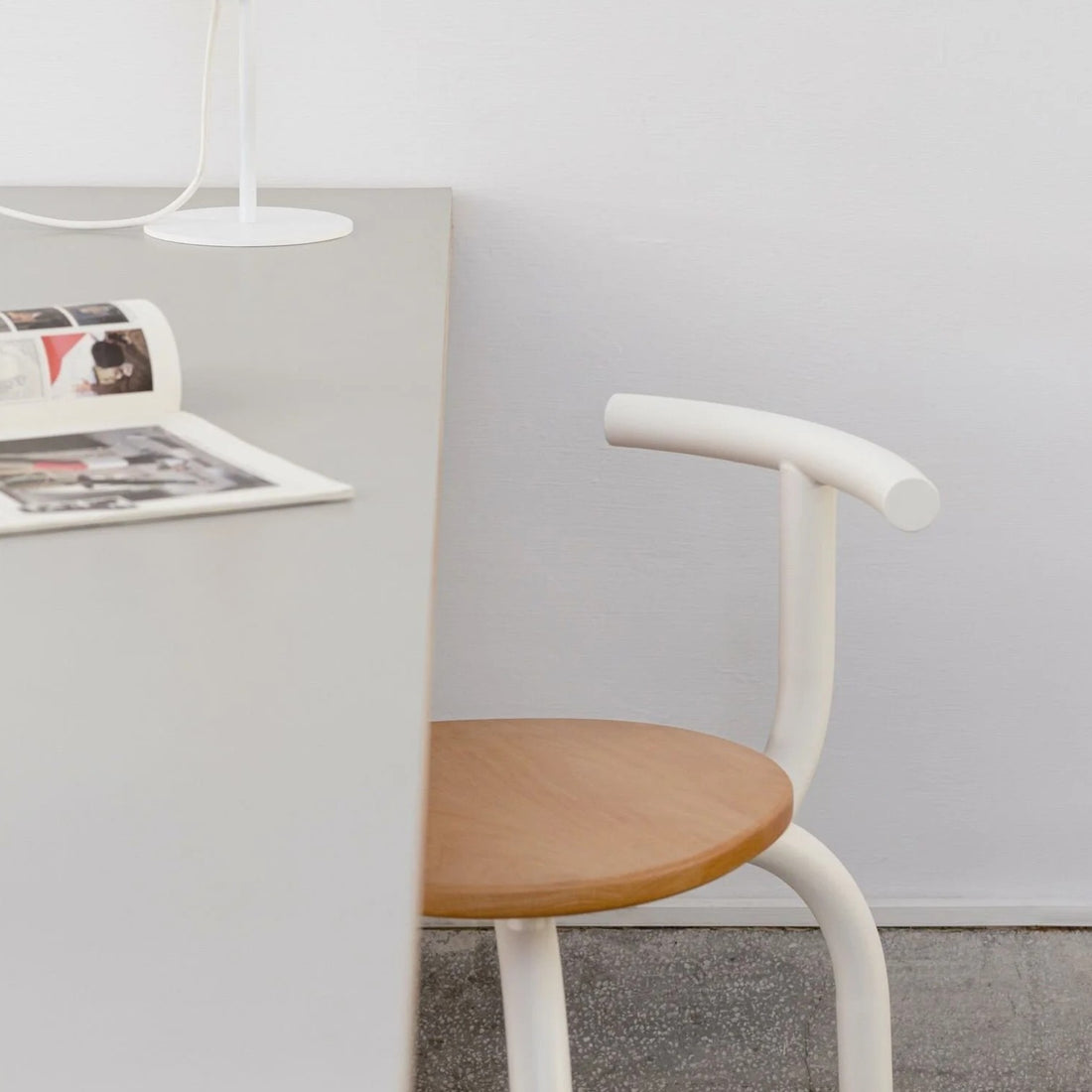Ogle Chair White　