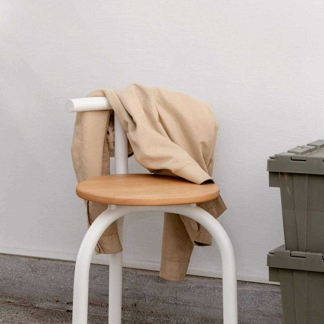 Ogle Chair White　