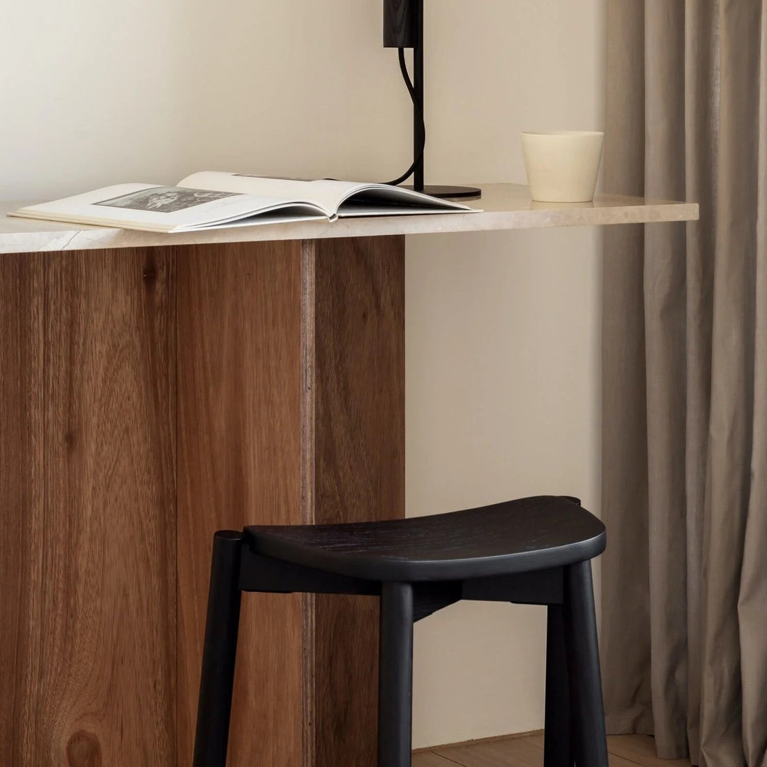 Tars Stool Ash Black