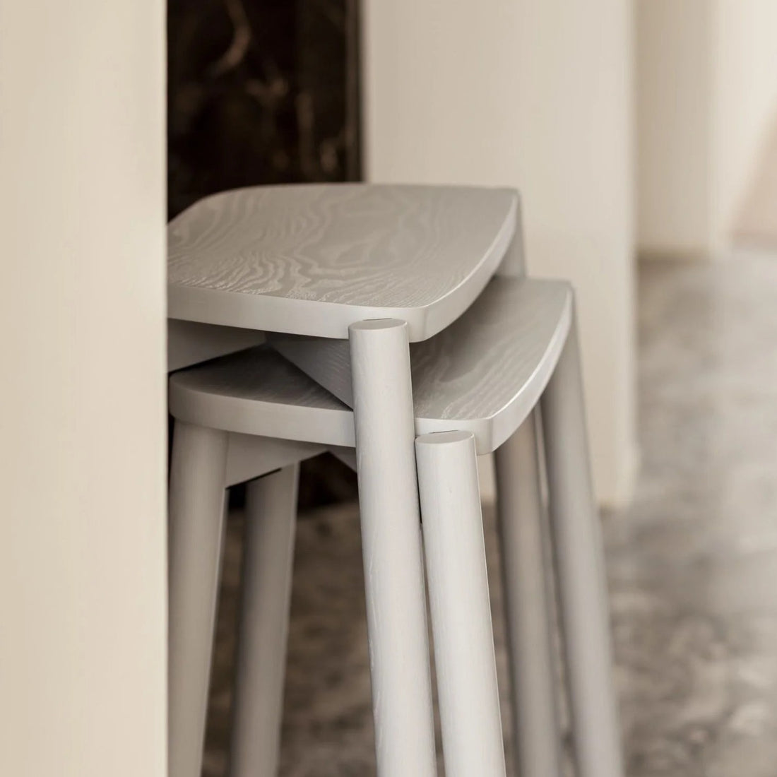 Tars Stool Ash Grey