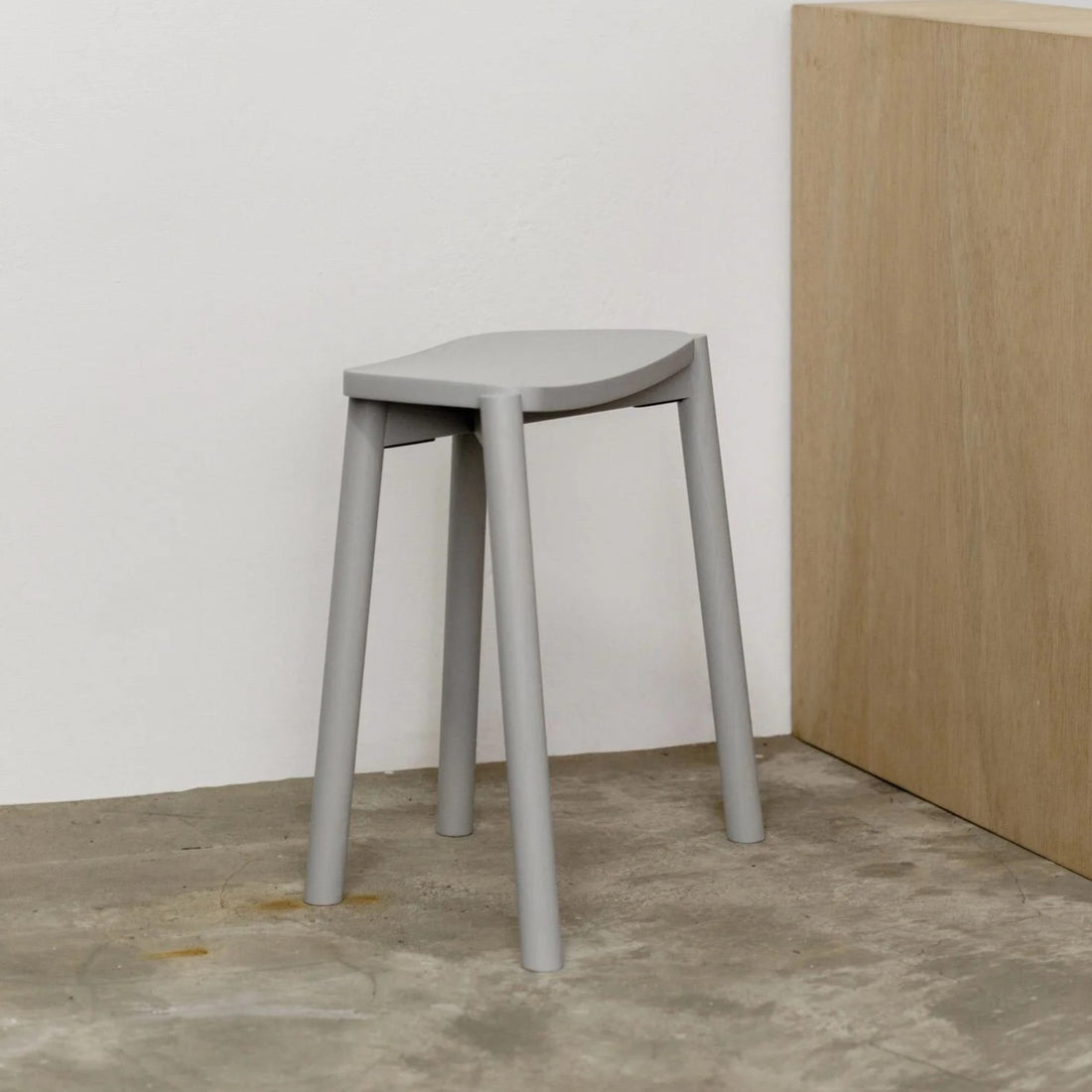 Tars Stool Ash Grey