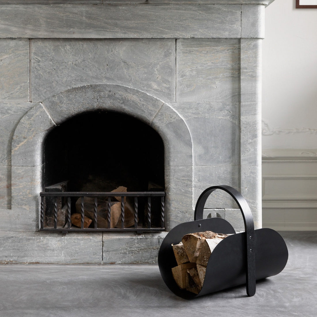 Woody Basket Black Stained Oak