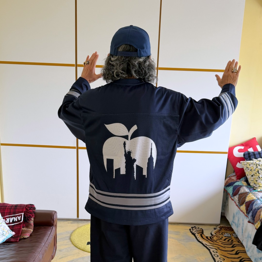 KITH NY TO THE WORLD BIG APPLE MALIK LONG SLEEVE MESH JERSEY｜OKUBO MEGANE