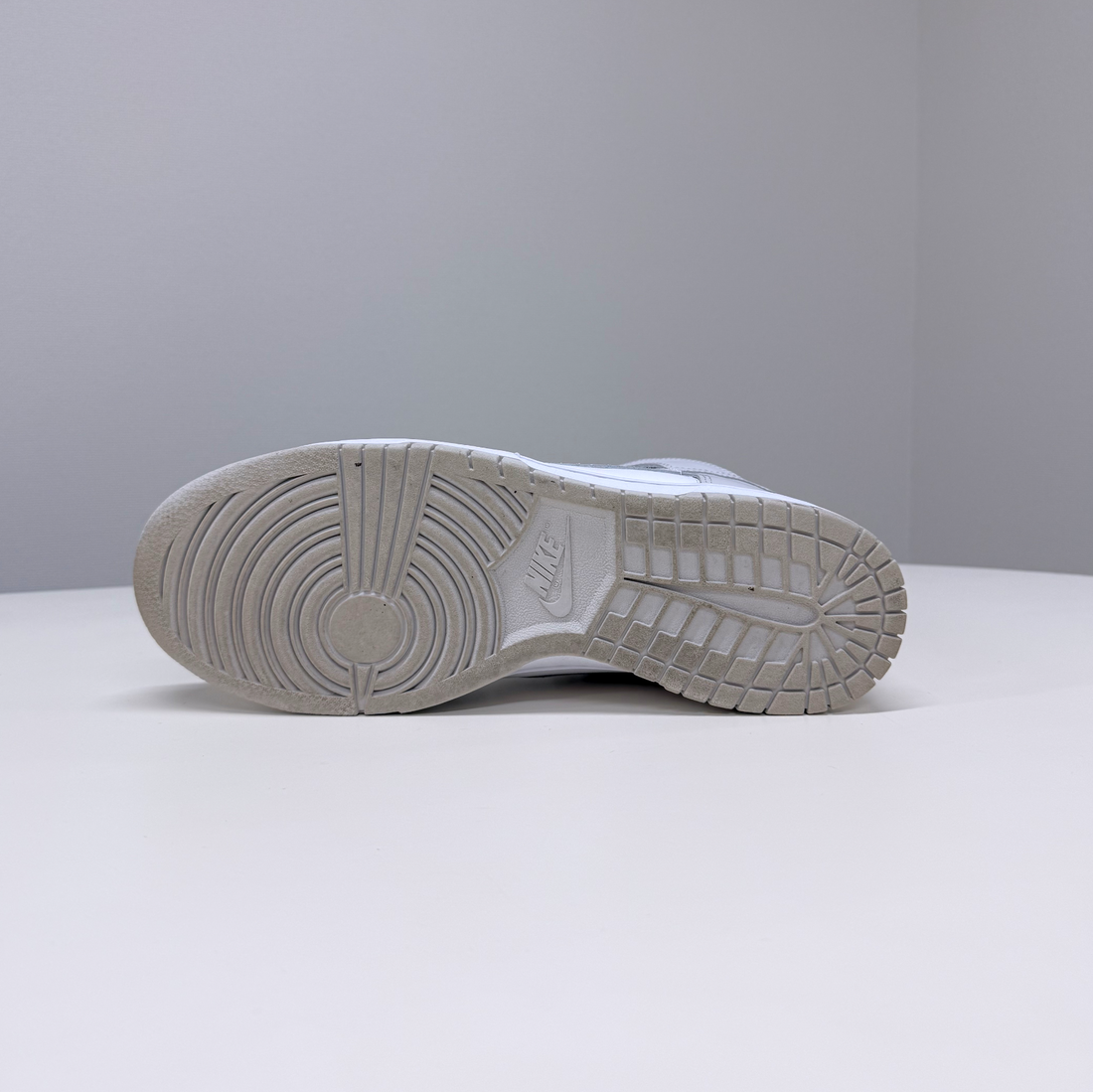 NIKE Dunk High Retro “White / Vast Grey” 28.0cm｜OKUBO MEGANE