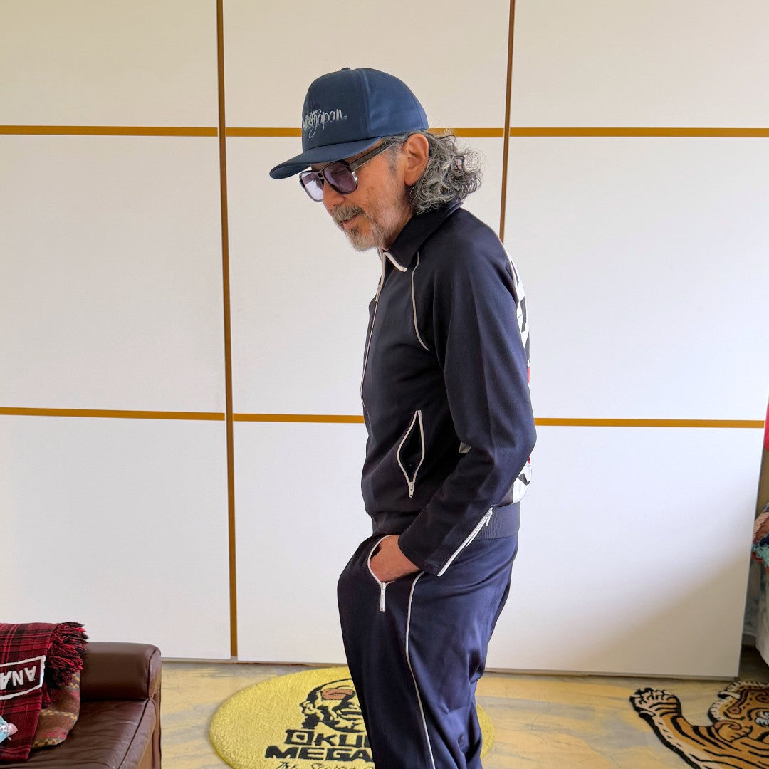 ART&Revolution Organization ジップアップトラックセットアップネイビー｜OKUBO MEGANE