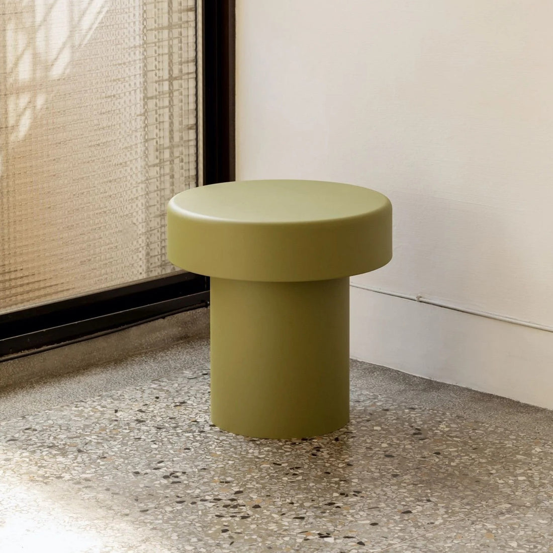 Edge Table – Olive