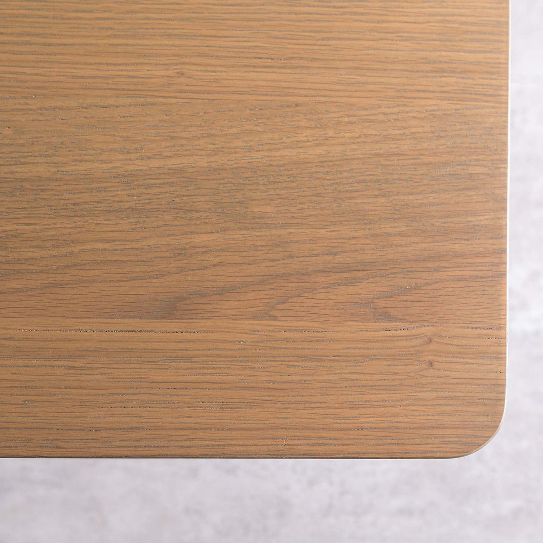 SMOKED OAK × IRON BENCH FORK LEG