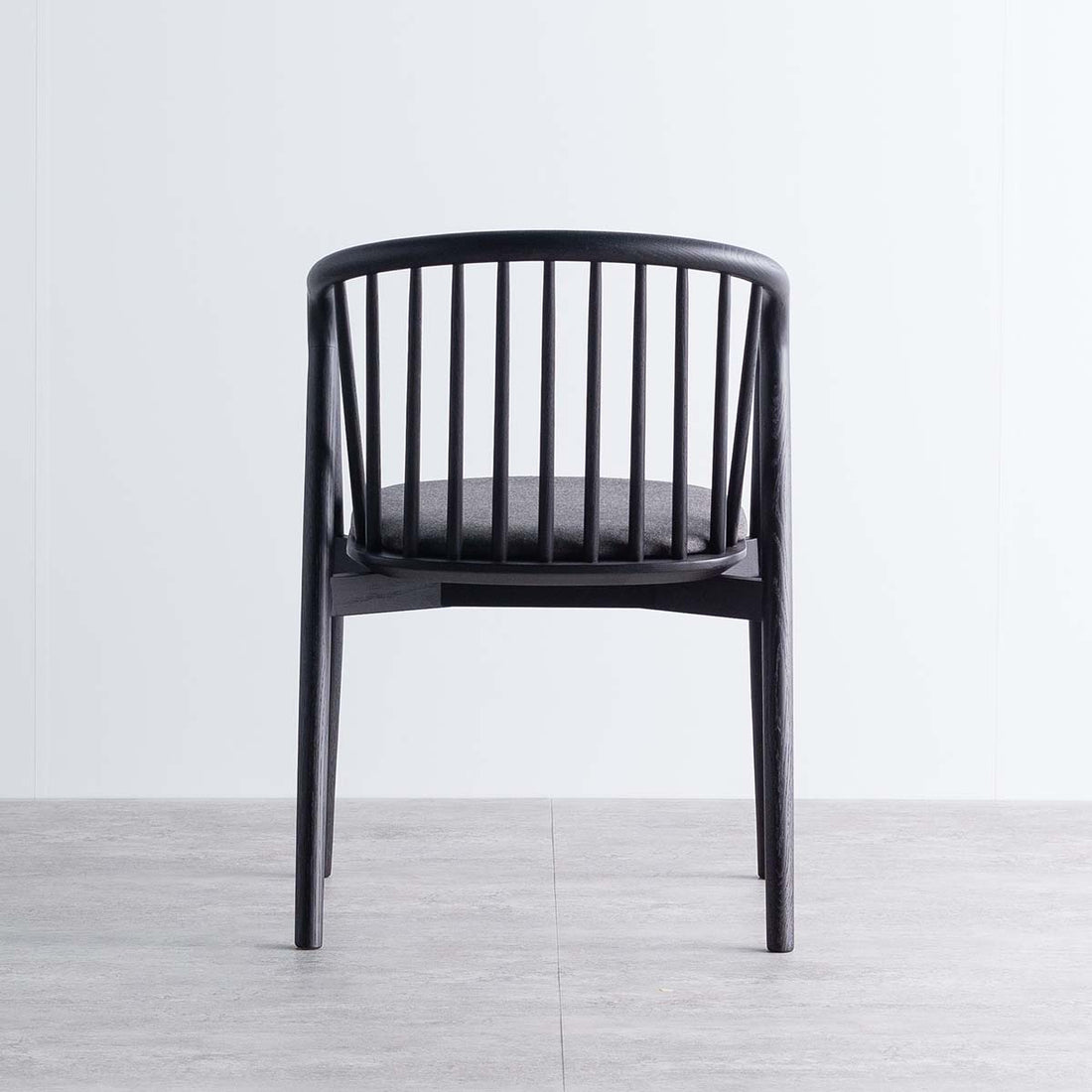 BLACK WOOD CUSHION CHAIR
