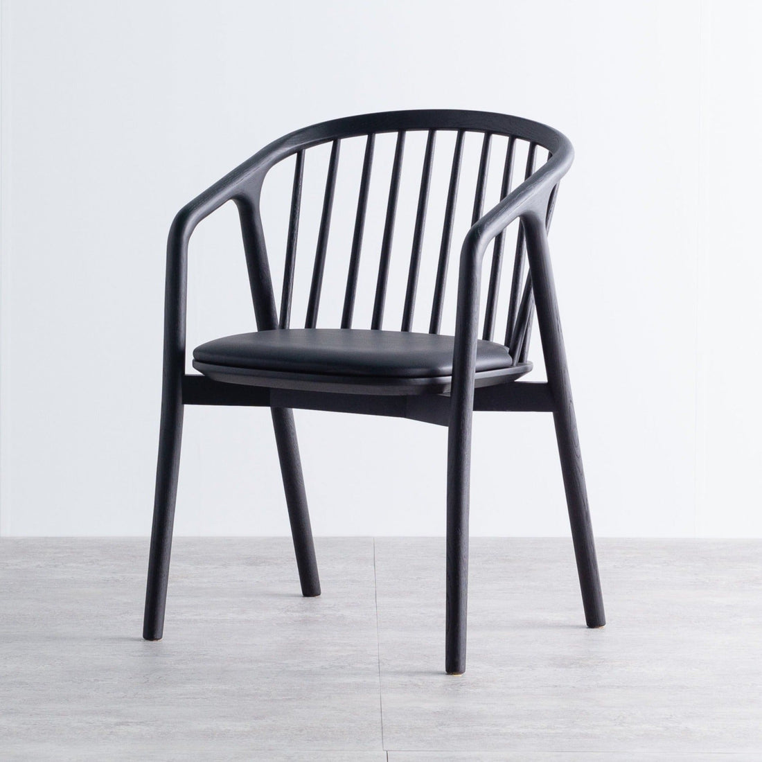 BLACK WOOD CUSHION CHAIR